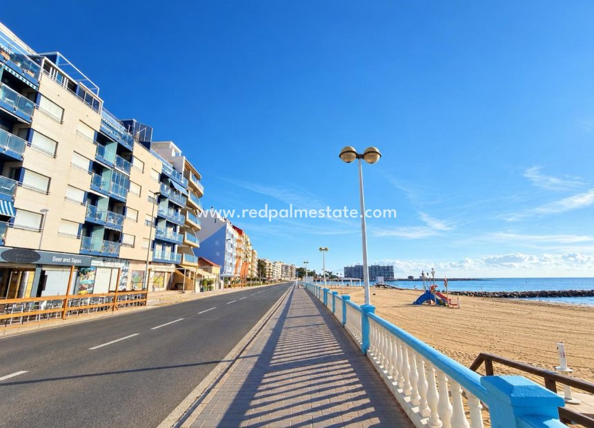 Resale - Apartment -
Torrevieja