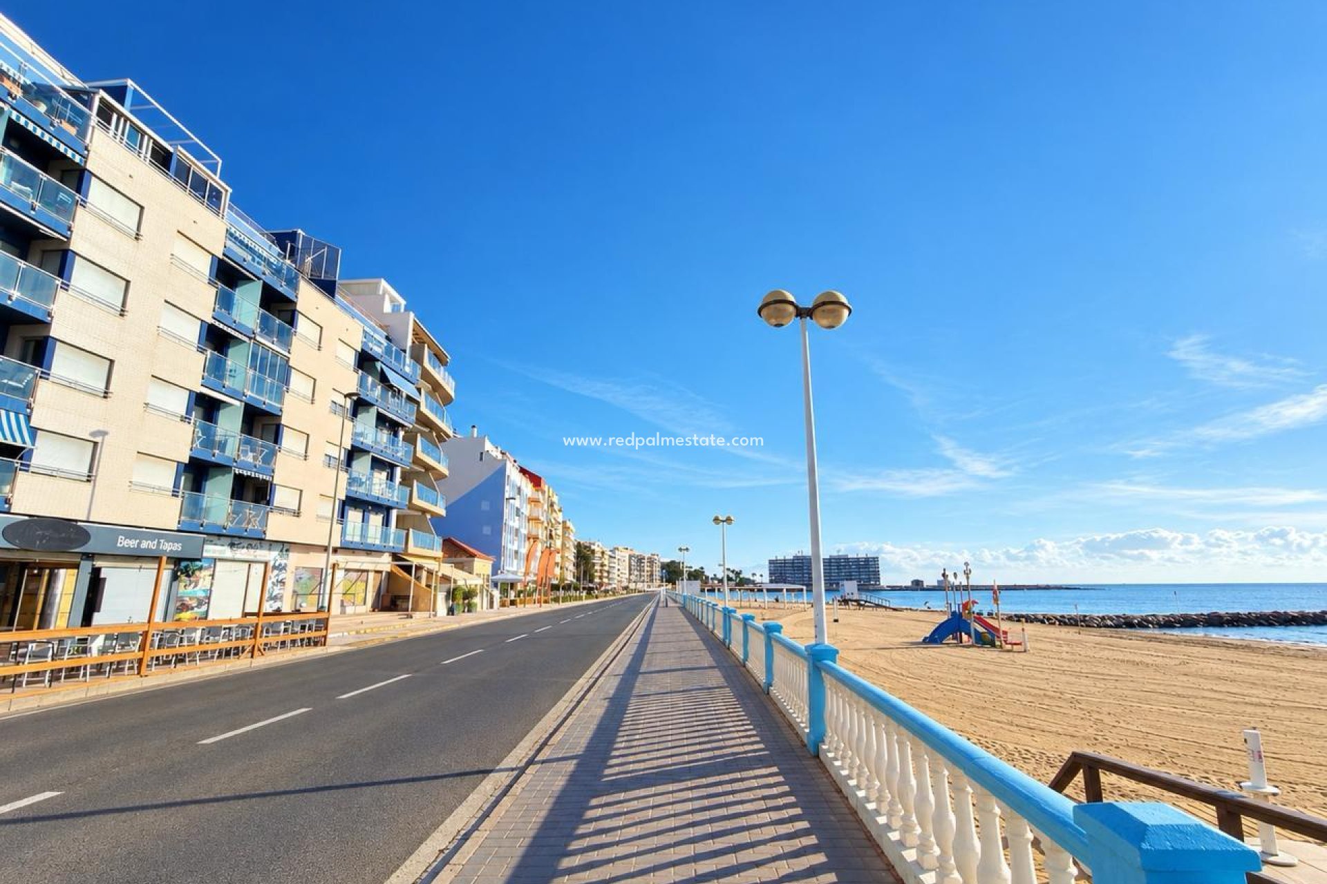 Resale - Apartment -
Torrevieja