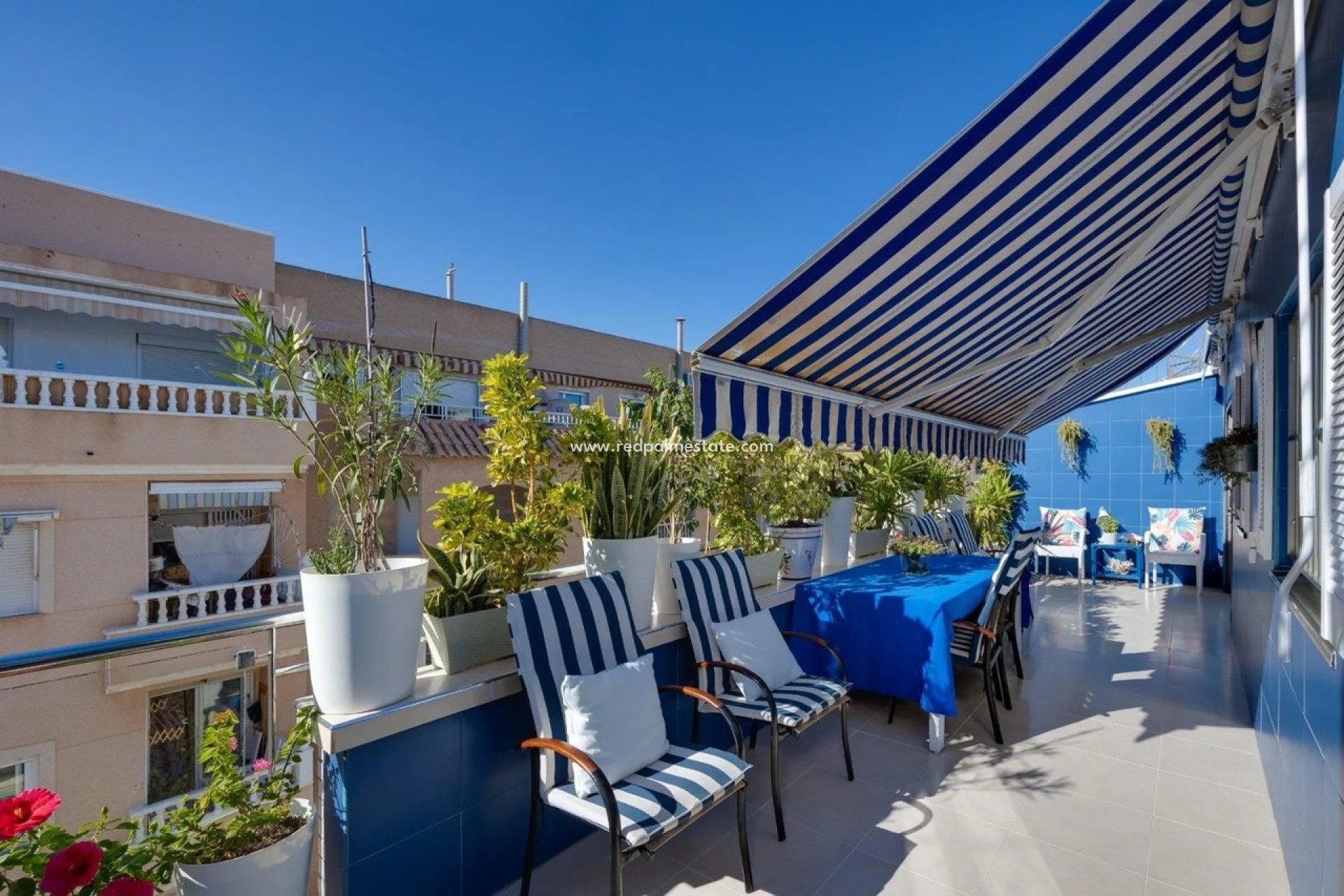 Resale - Apartment -
Torrevieja