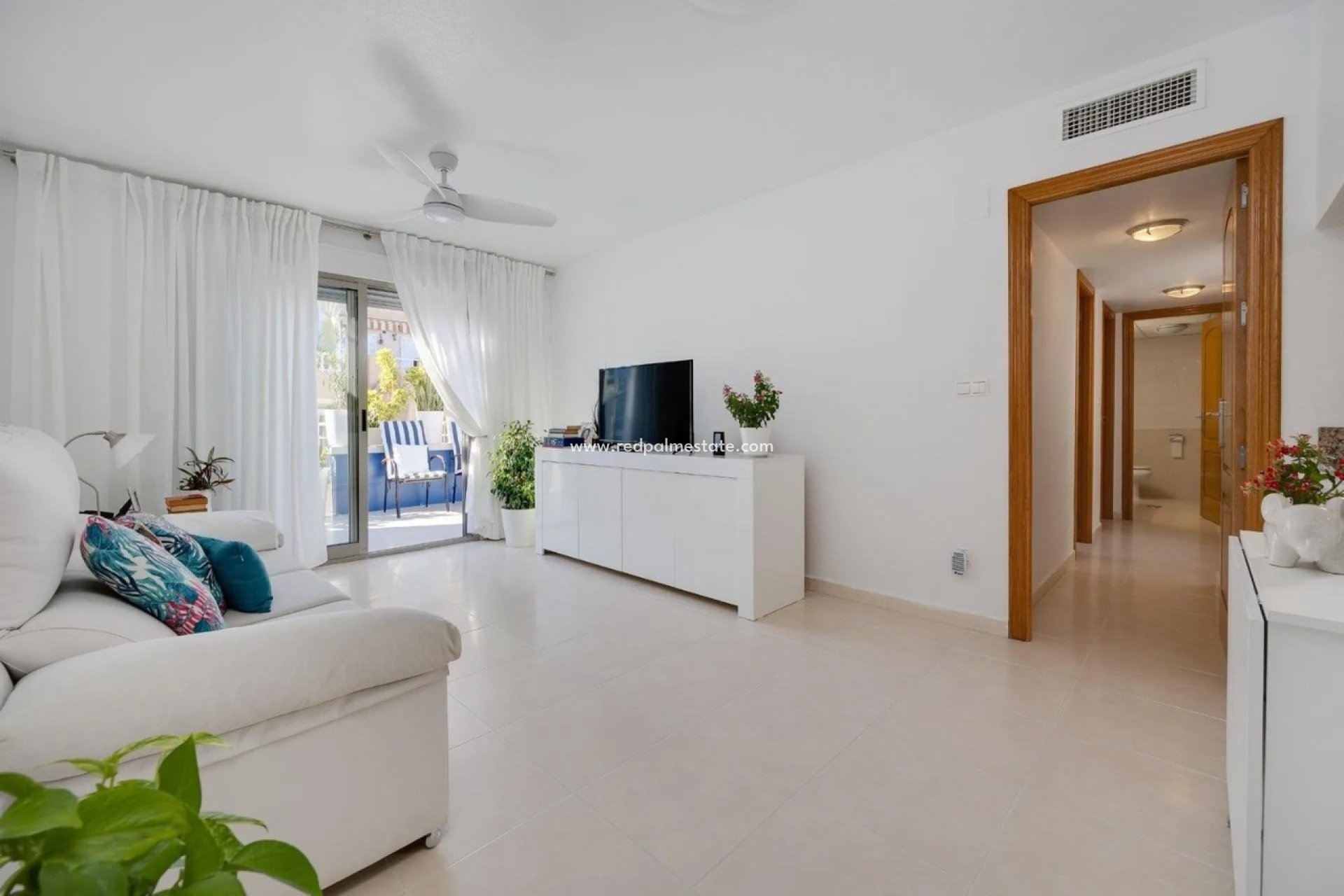 Resale - Apartment -
Torrevieja
