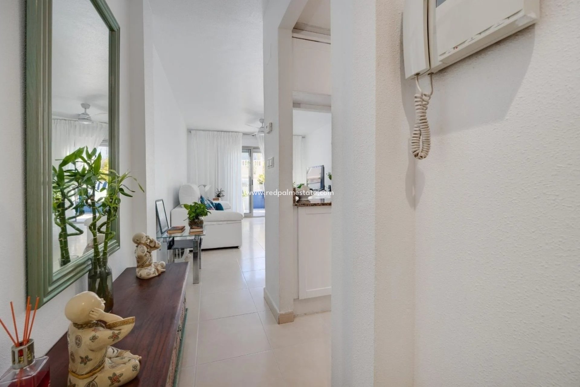Resale - Apartment -
Torrevieja