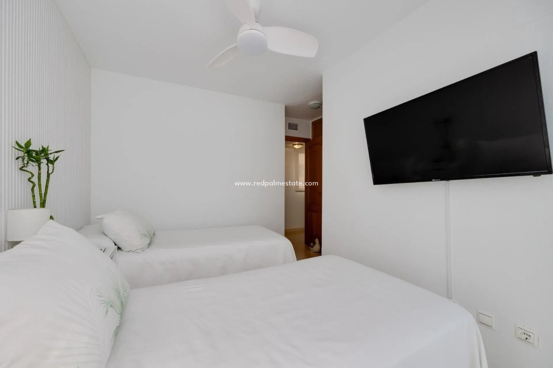 Resale - Apartment -
Torrevieja