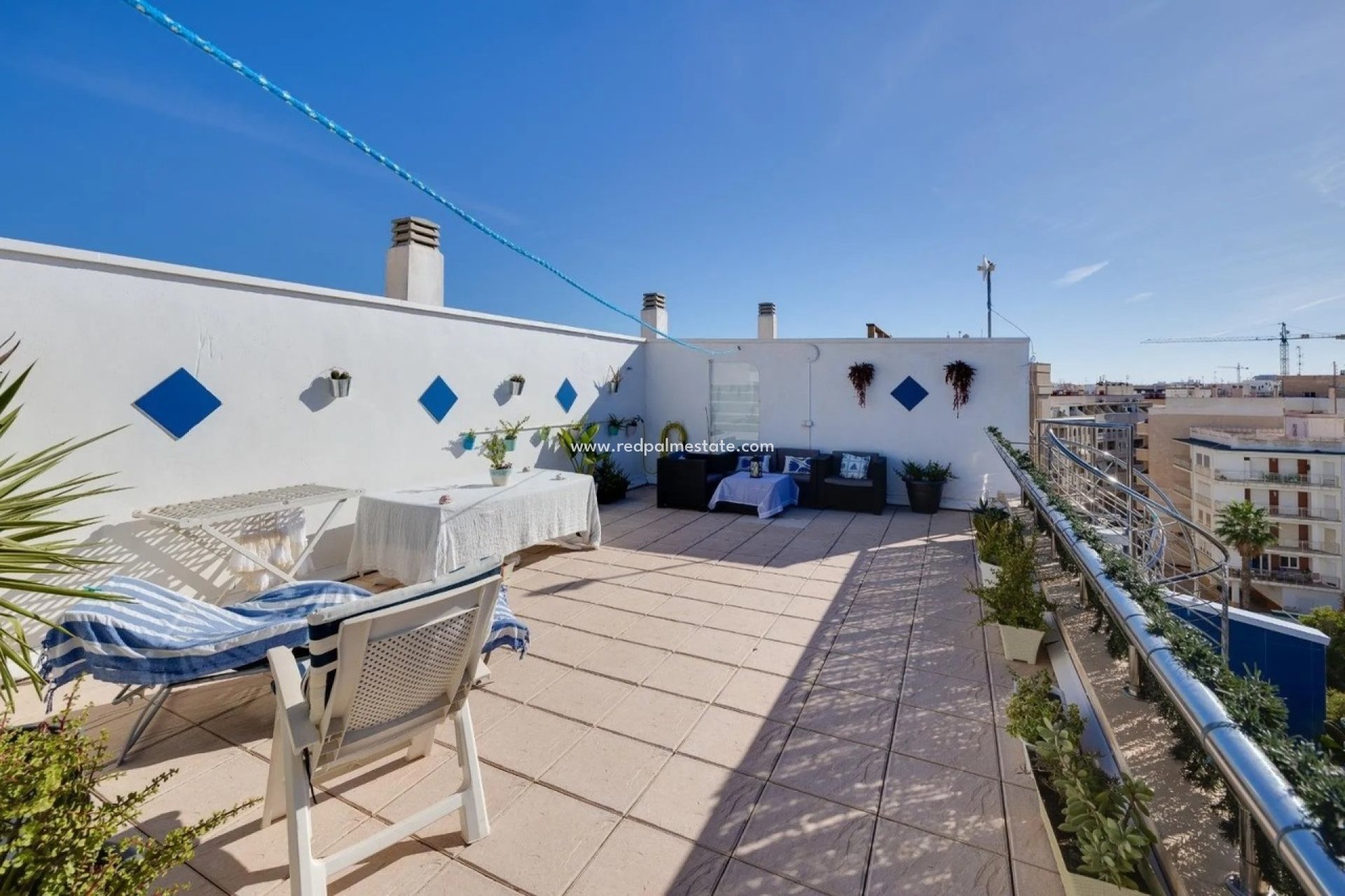 Resale - Apartment -
Torrevieja