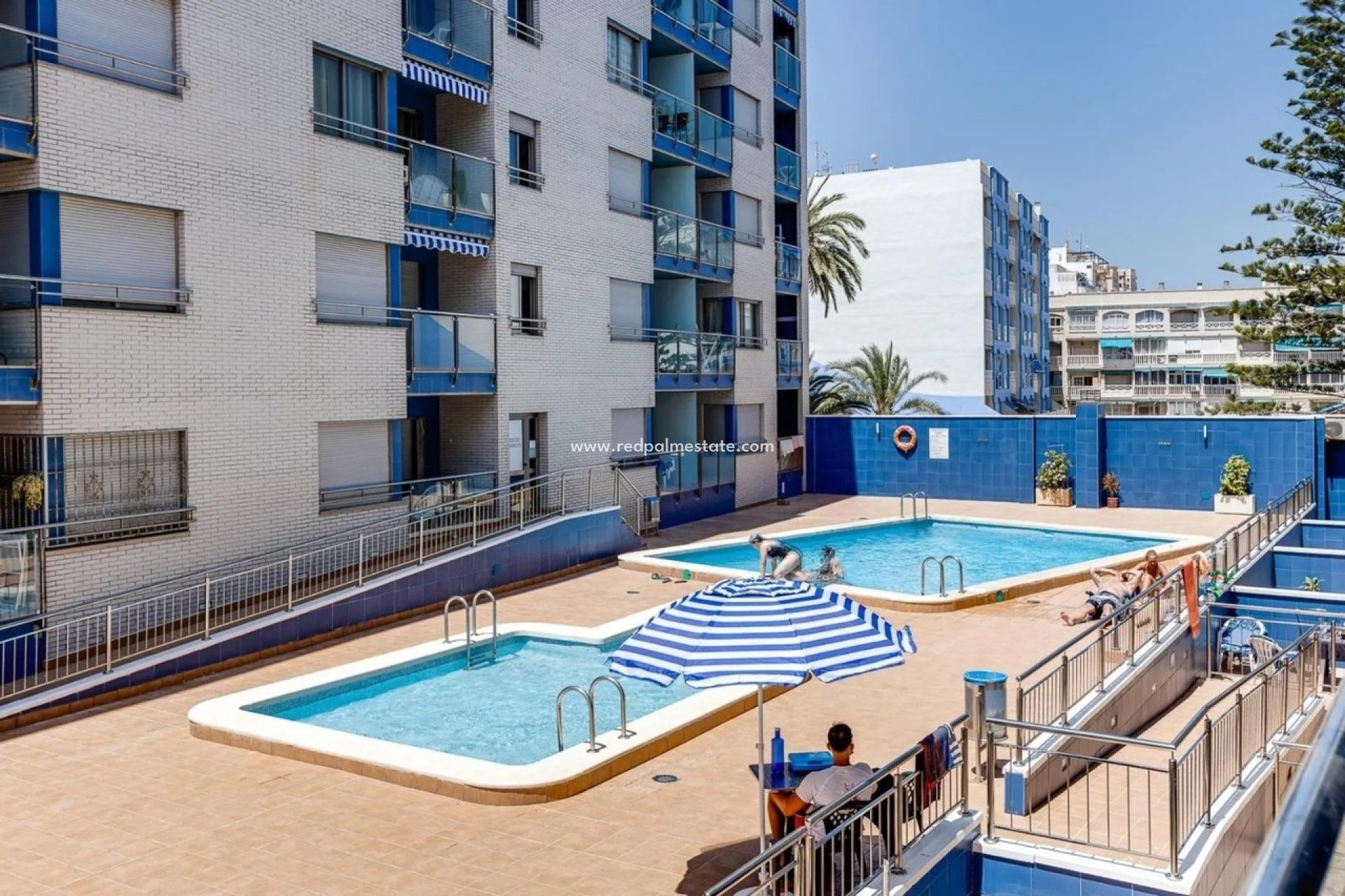 Resale - Apartment -
Torrevieja