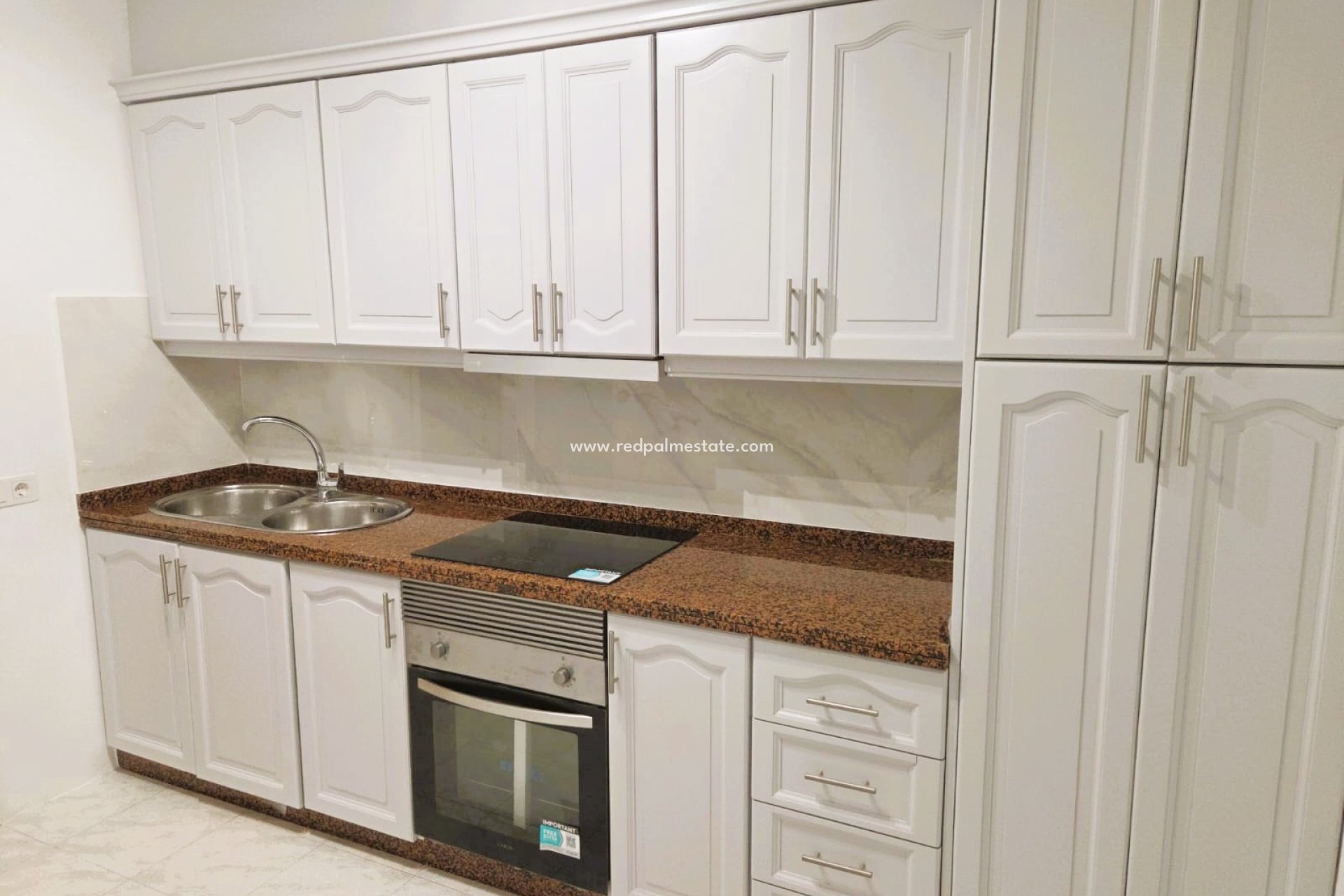 Resale - Apartment -
Torrevieja