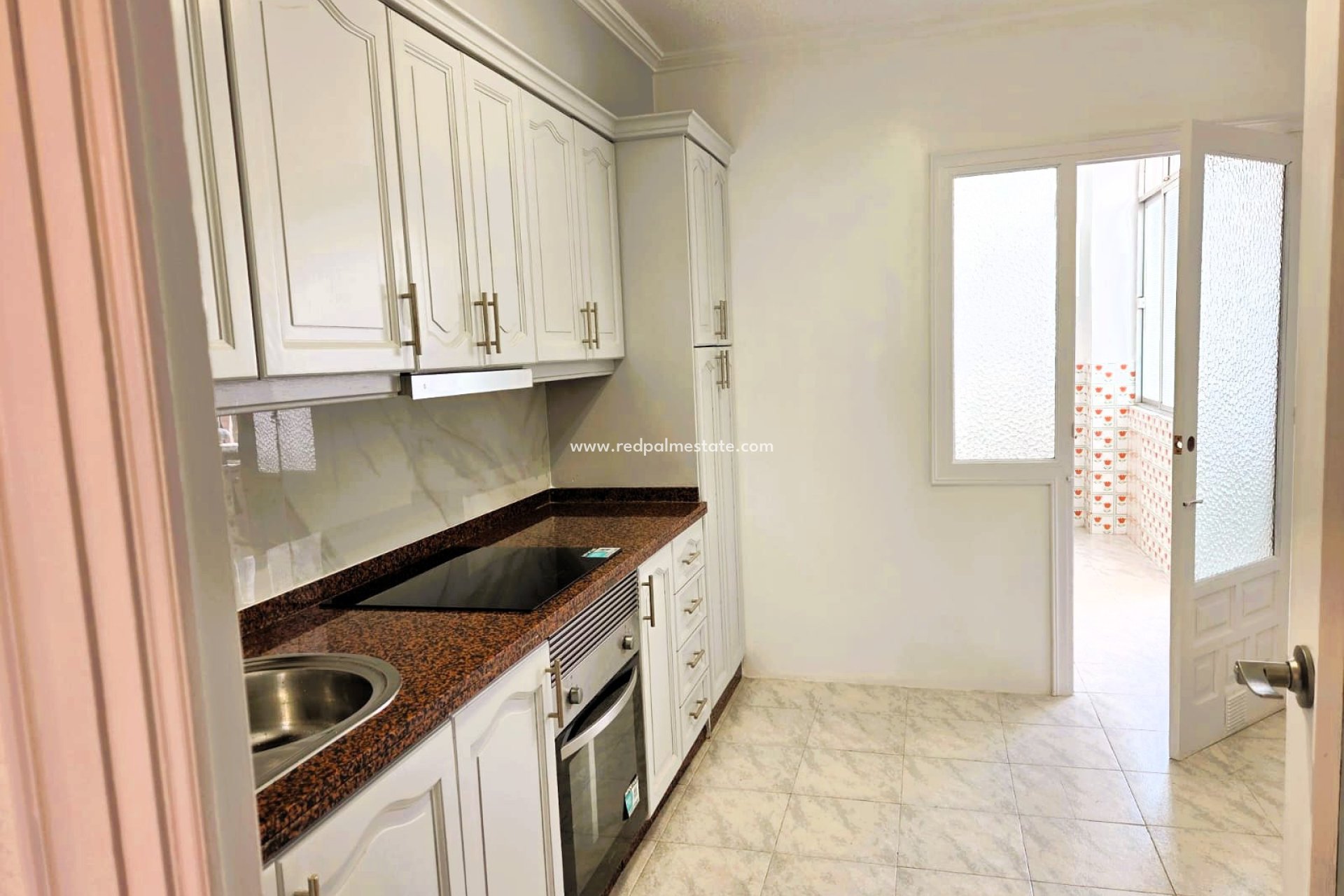 Resale - Apartment -
Torrevieja