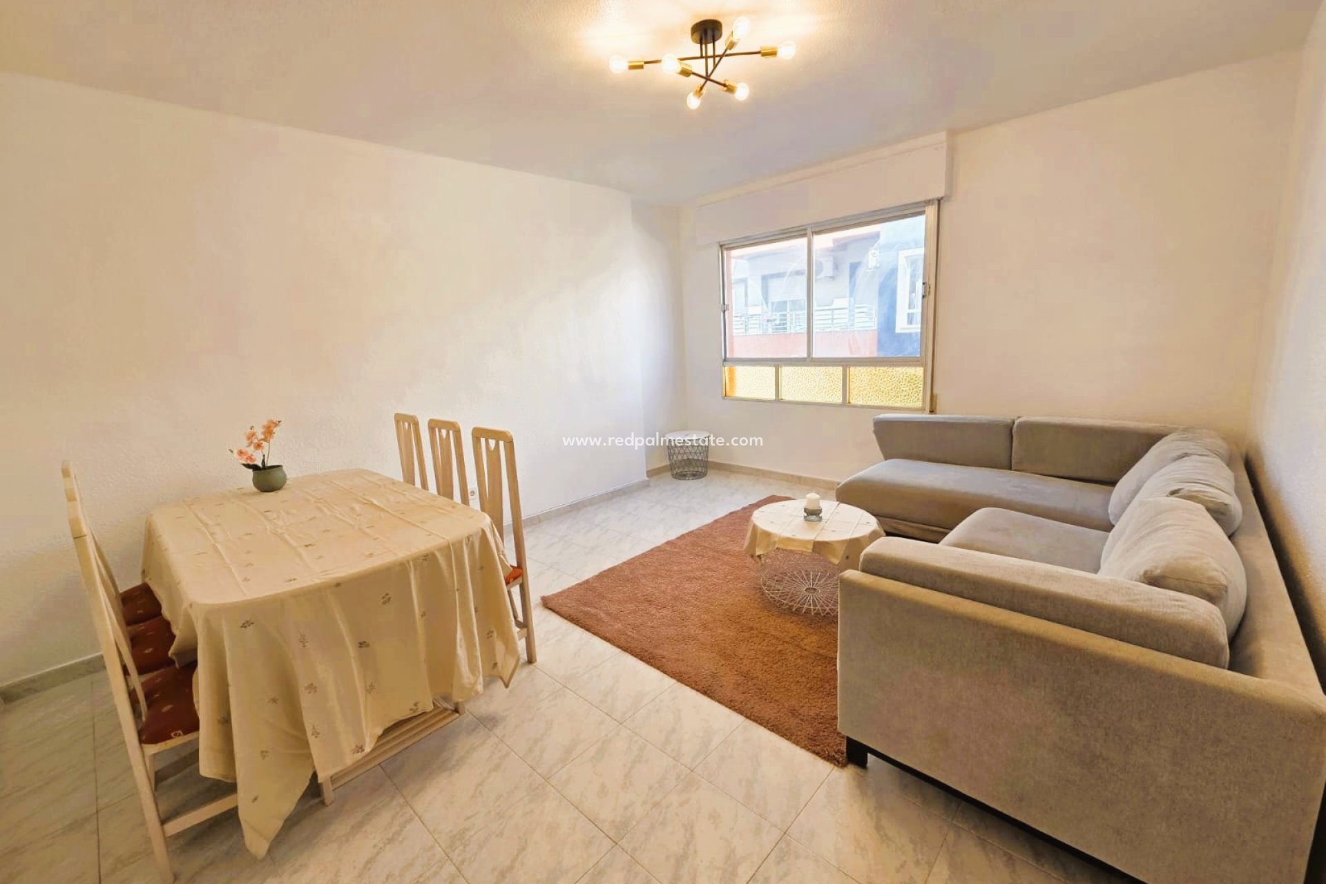 Resale - Apartment -
Torrevieja