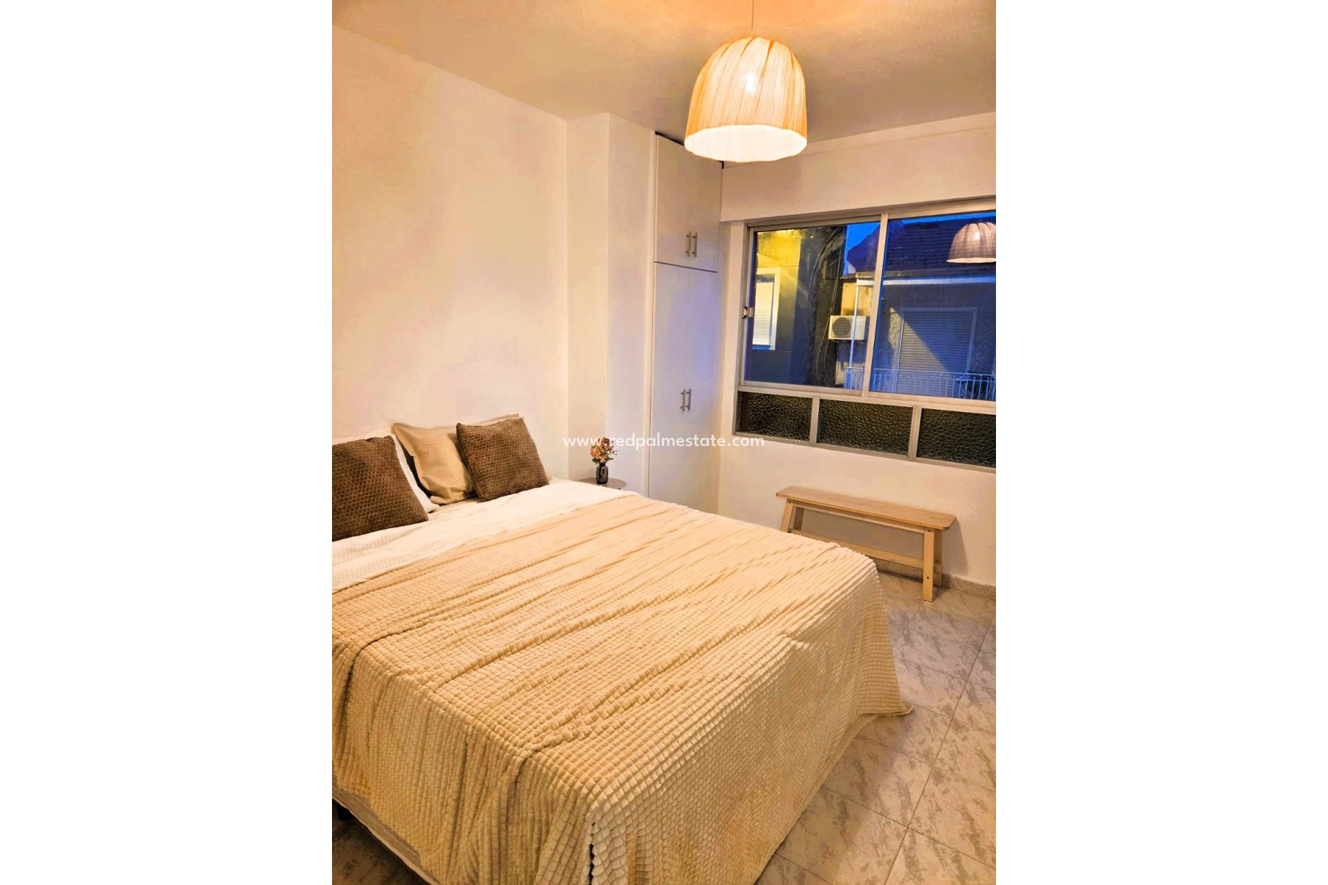 Resale - Apartment -
Torrevieja