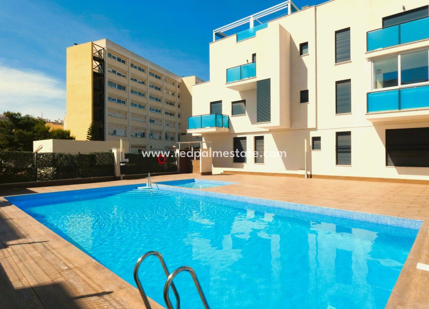 Resale - Apartment -
Torrevieja
