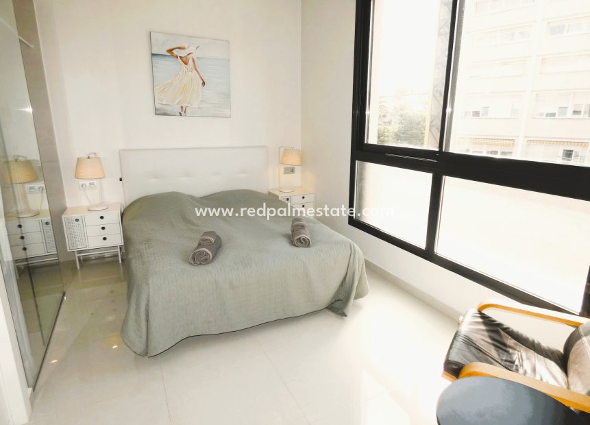 Resale - Apartment -
Torrevieja