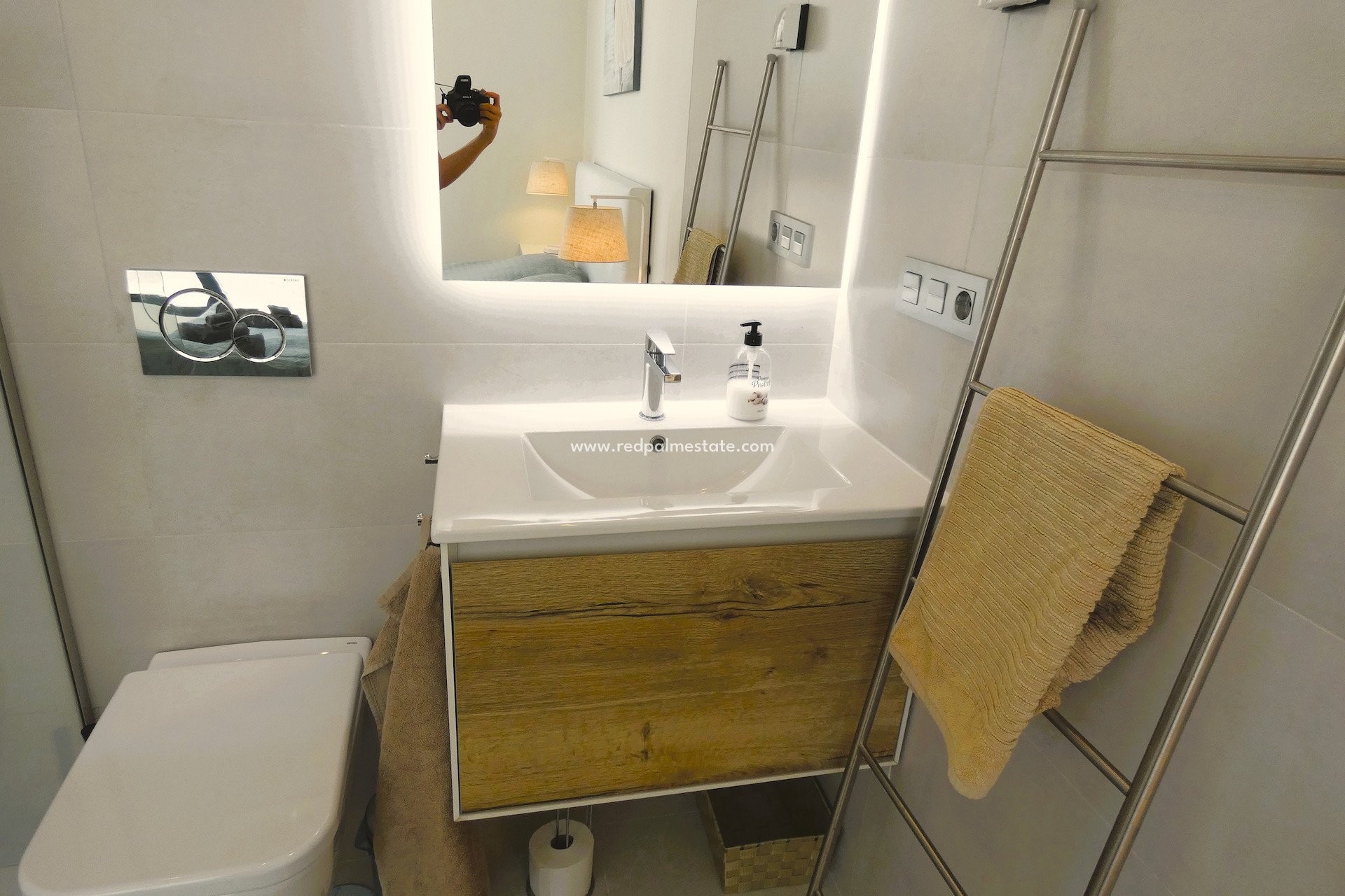 Resale - Apartment -
Torrevieja