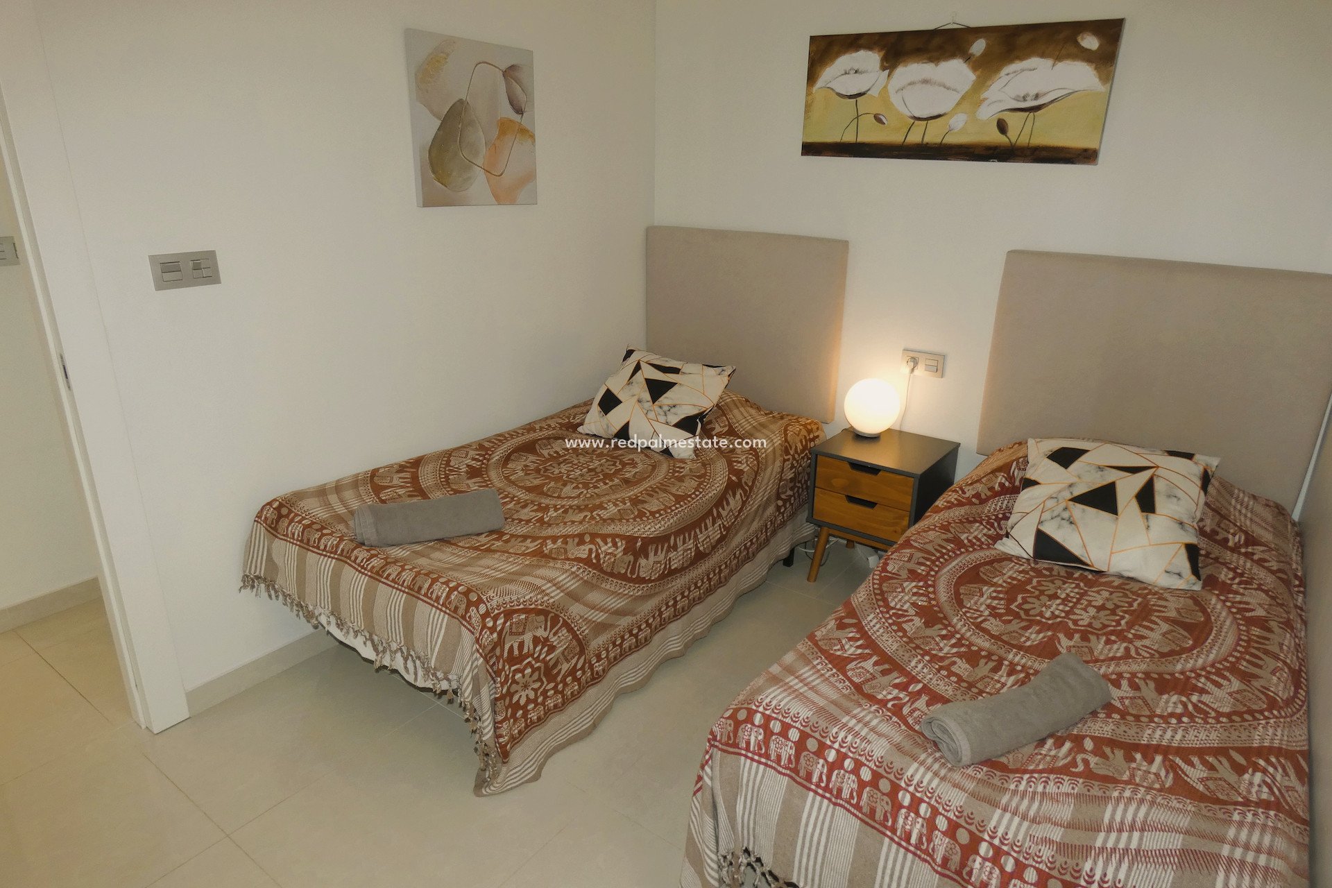 Resale - Apartment -
Torrevieja