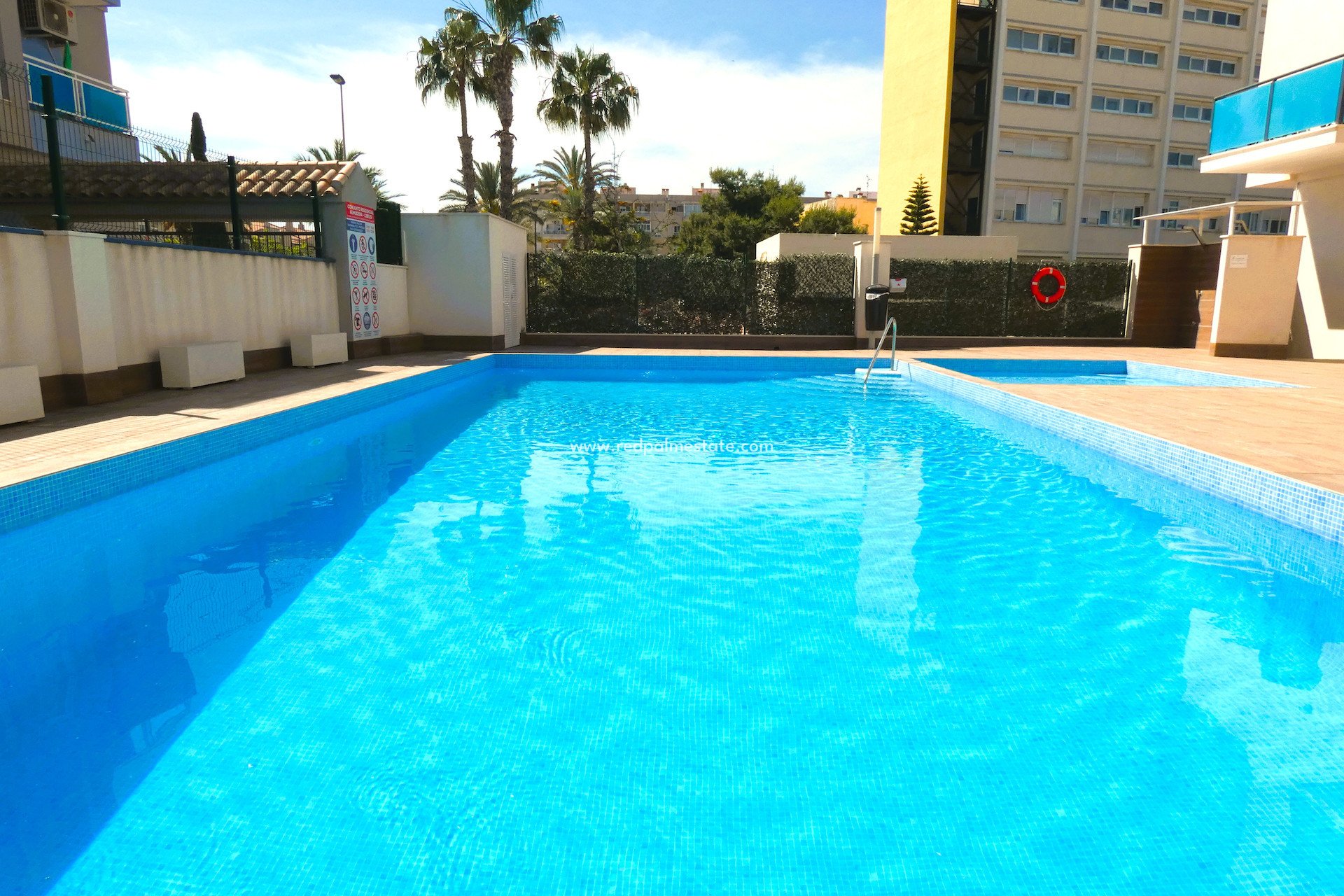 Resale - Apartment -
Torrevieja