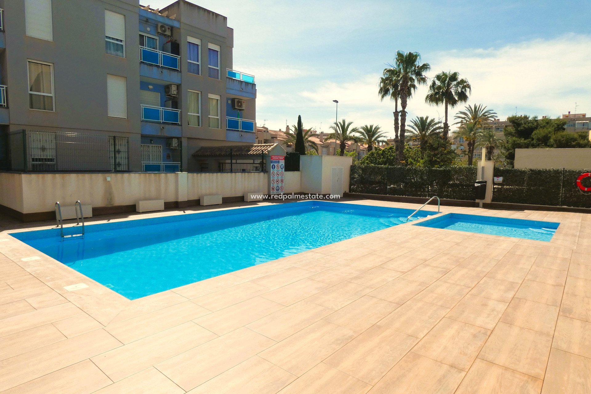 Resale - Apartment -
Torrevieja
