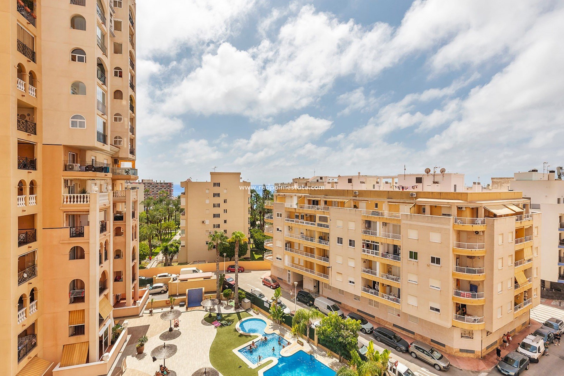 Resale - Apartment -
Torrevieja