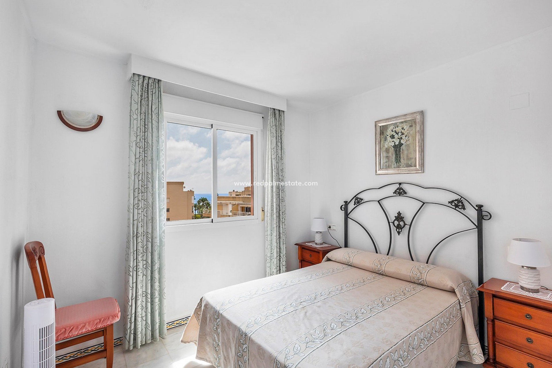 Resale - Apartment -
Torrevieja