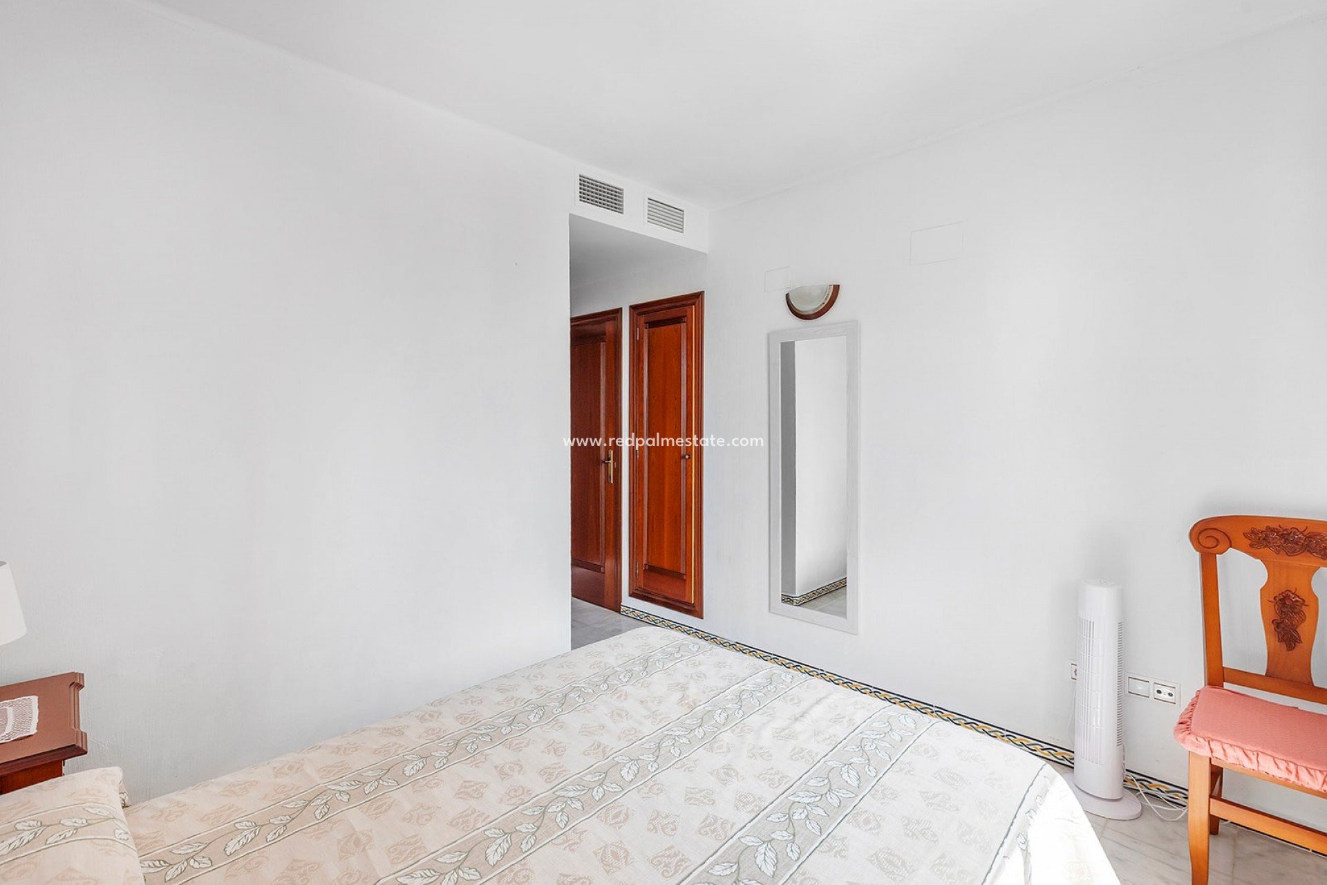 Resale - Apartment -
Torrevieja