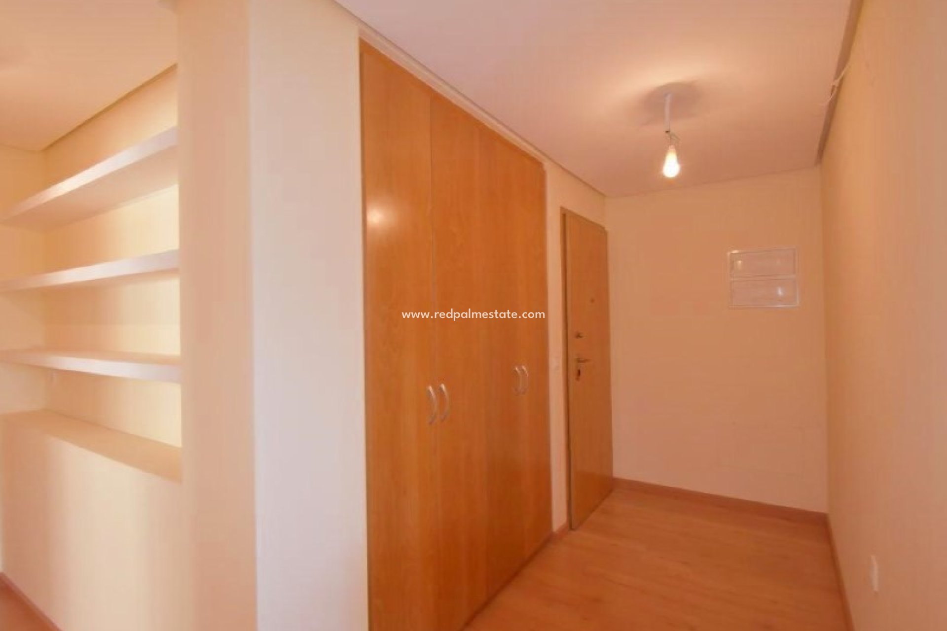 Resale - Apartment -
Torrevieja