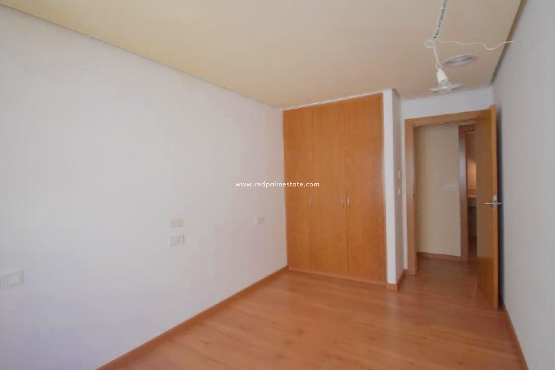 Resale - Apartment -
Torrevieja