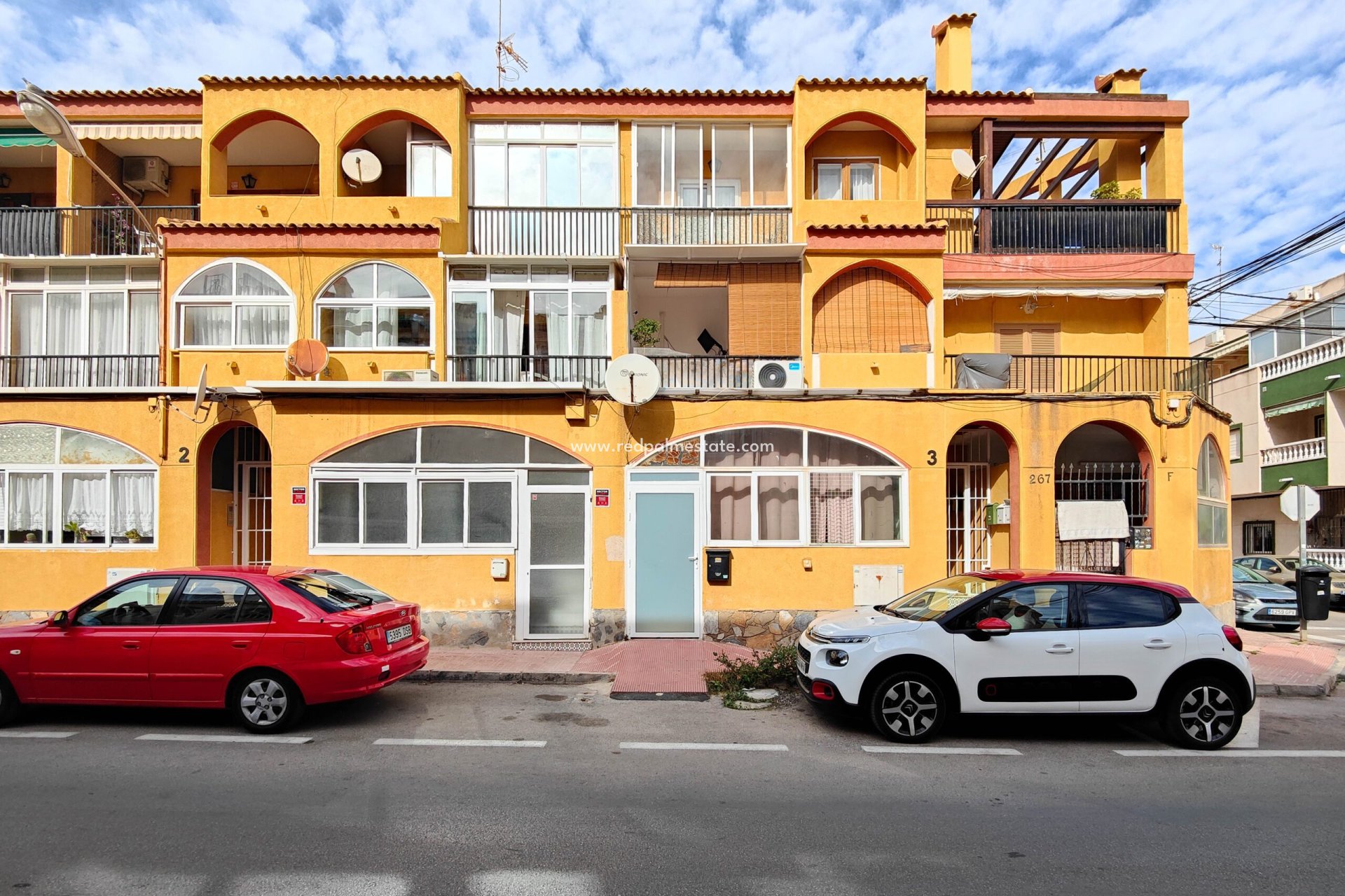 Resale - Apartment -
Torrevieja