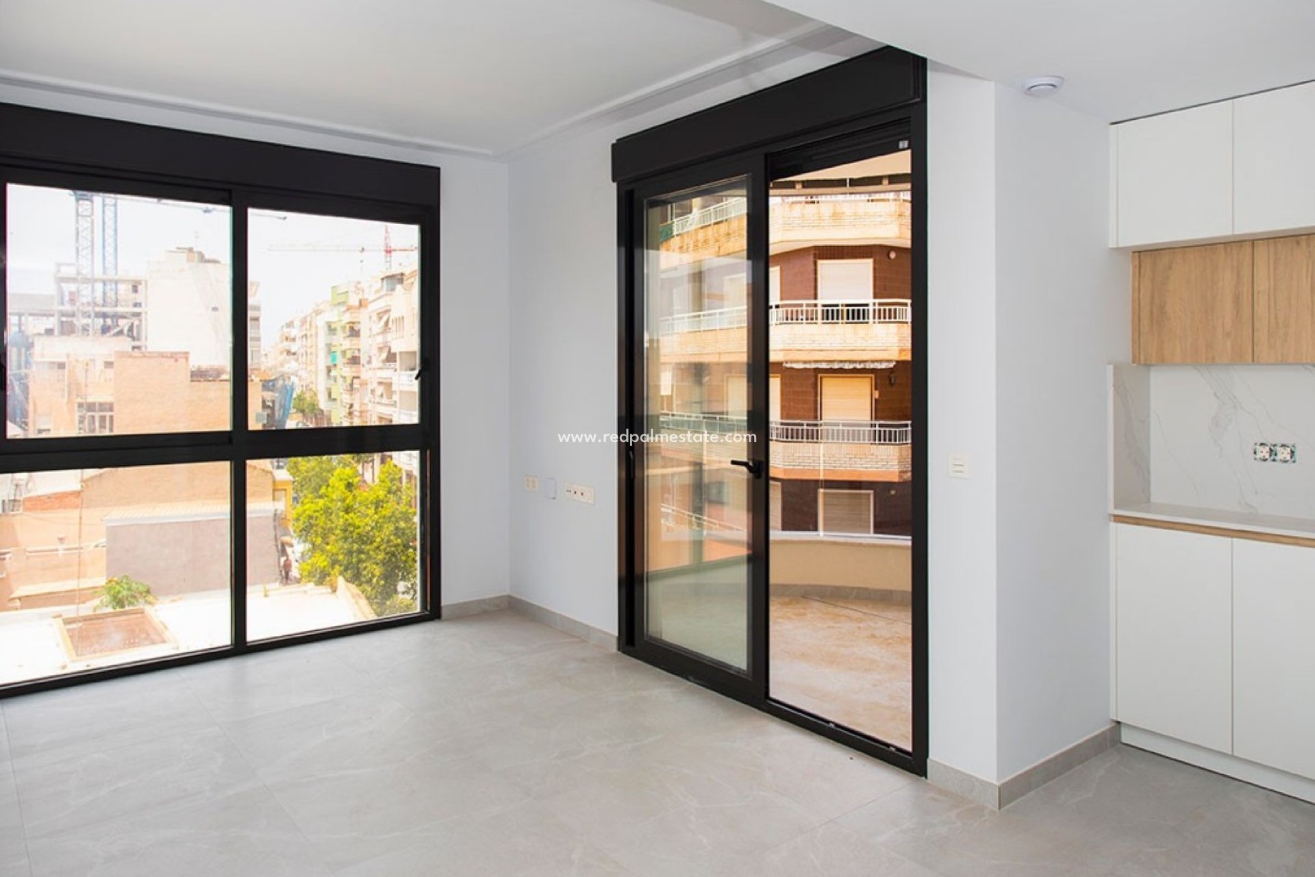 Resale - Apartment -
Torrevieja