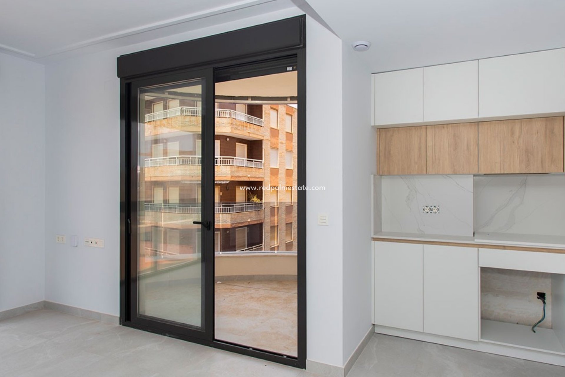 Resale - Apartment -
Torrevieja