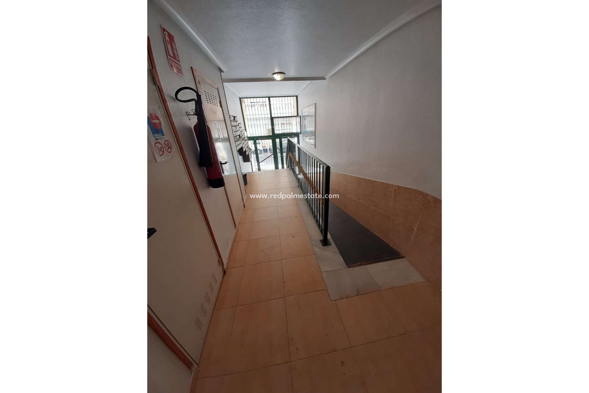 Resale - Apartment -
Torrevieja