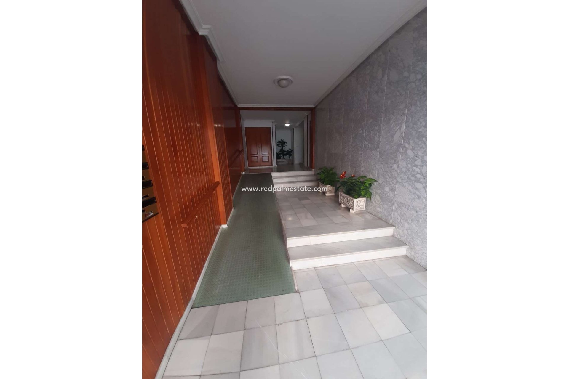 Resale - Apartment -
Torrevieja