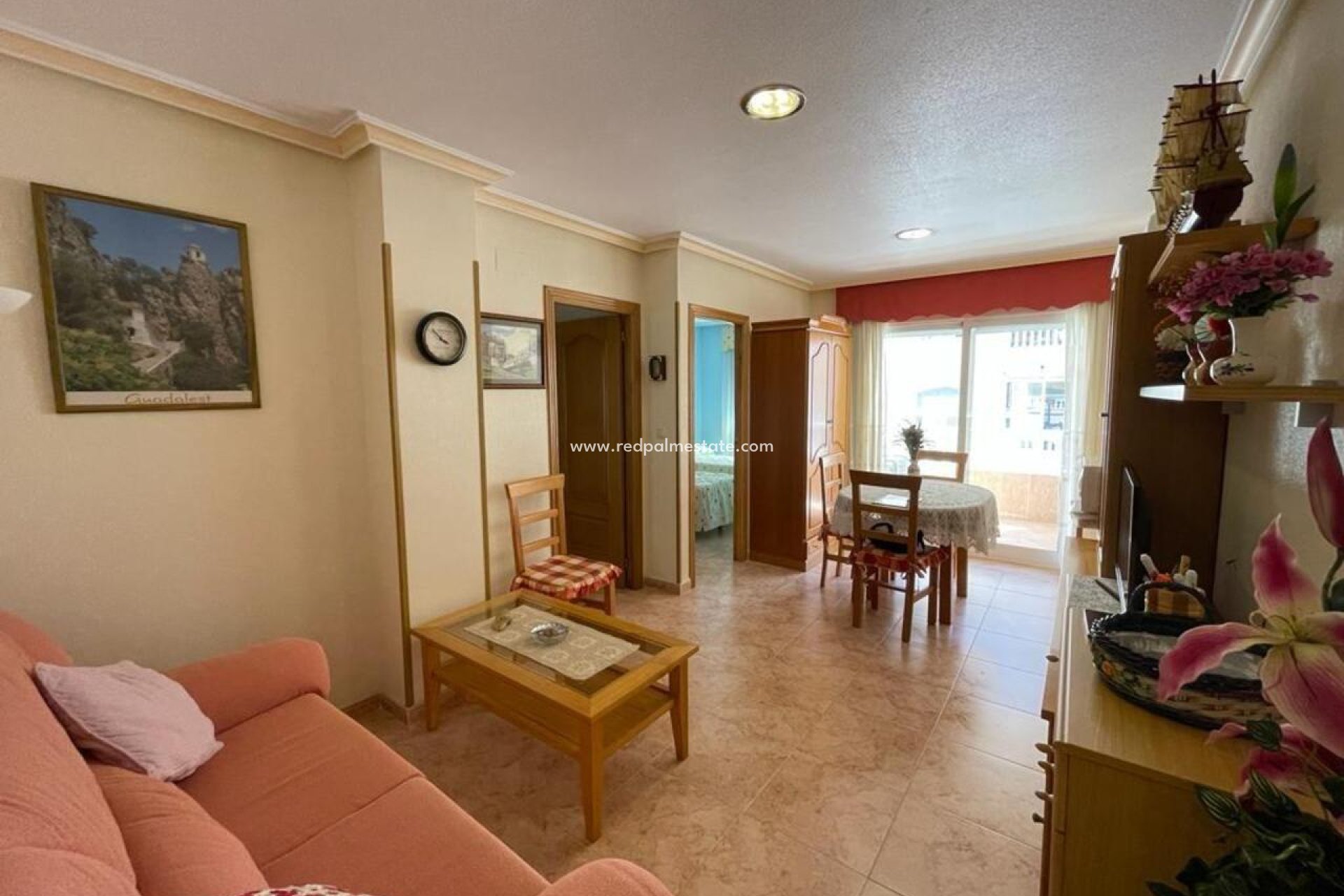 Resale - Apartment -
Torrevieja