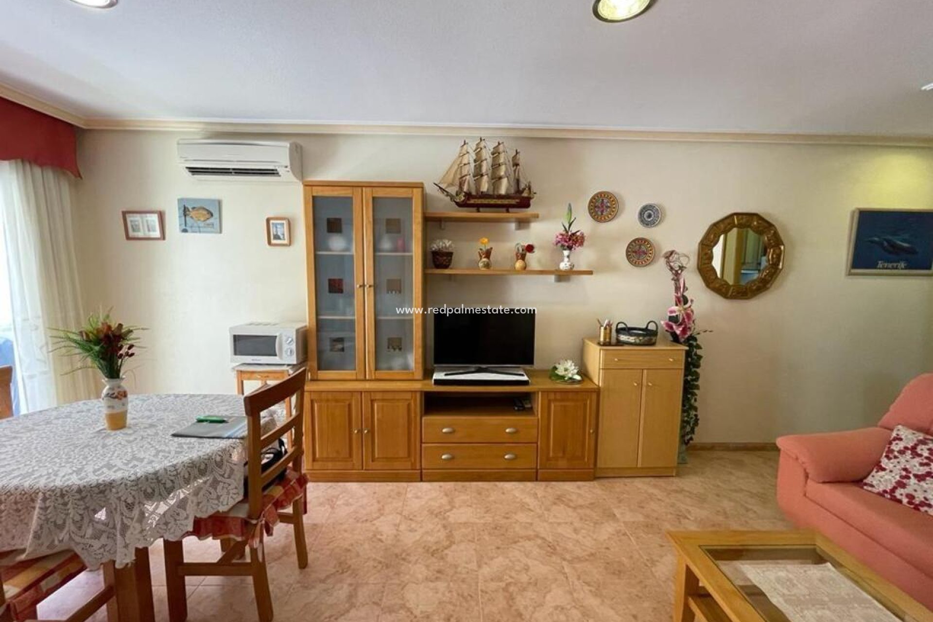 Resale - Apartment -
Torrevieja