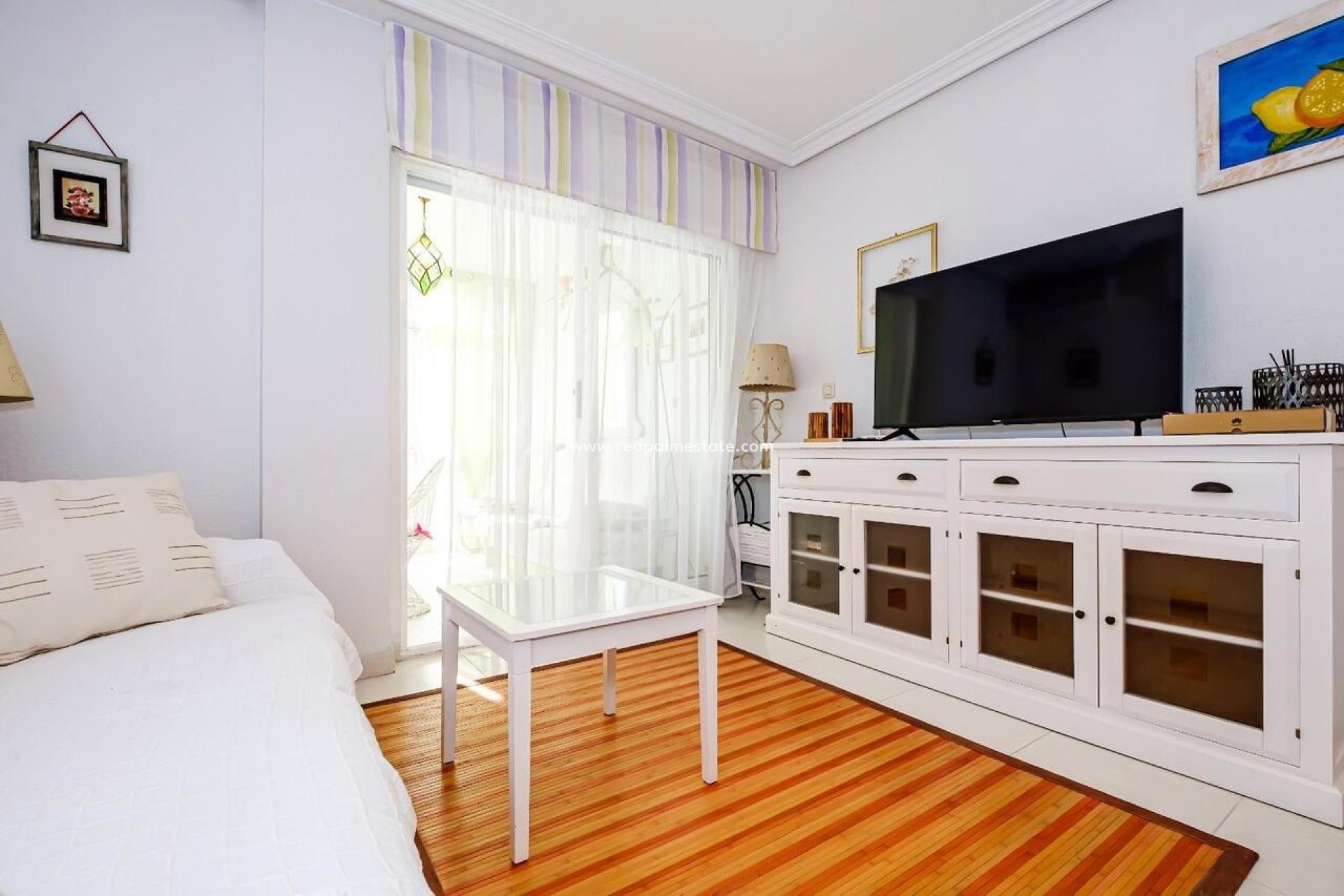 Resale - Apartment -
Torrevieja