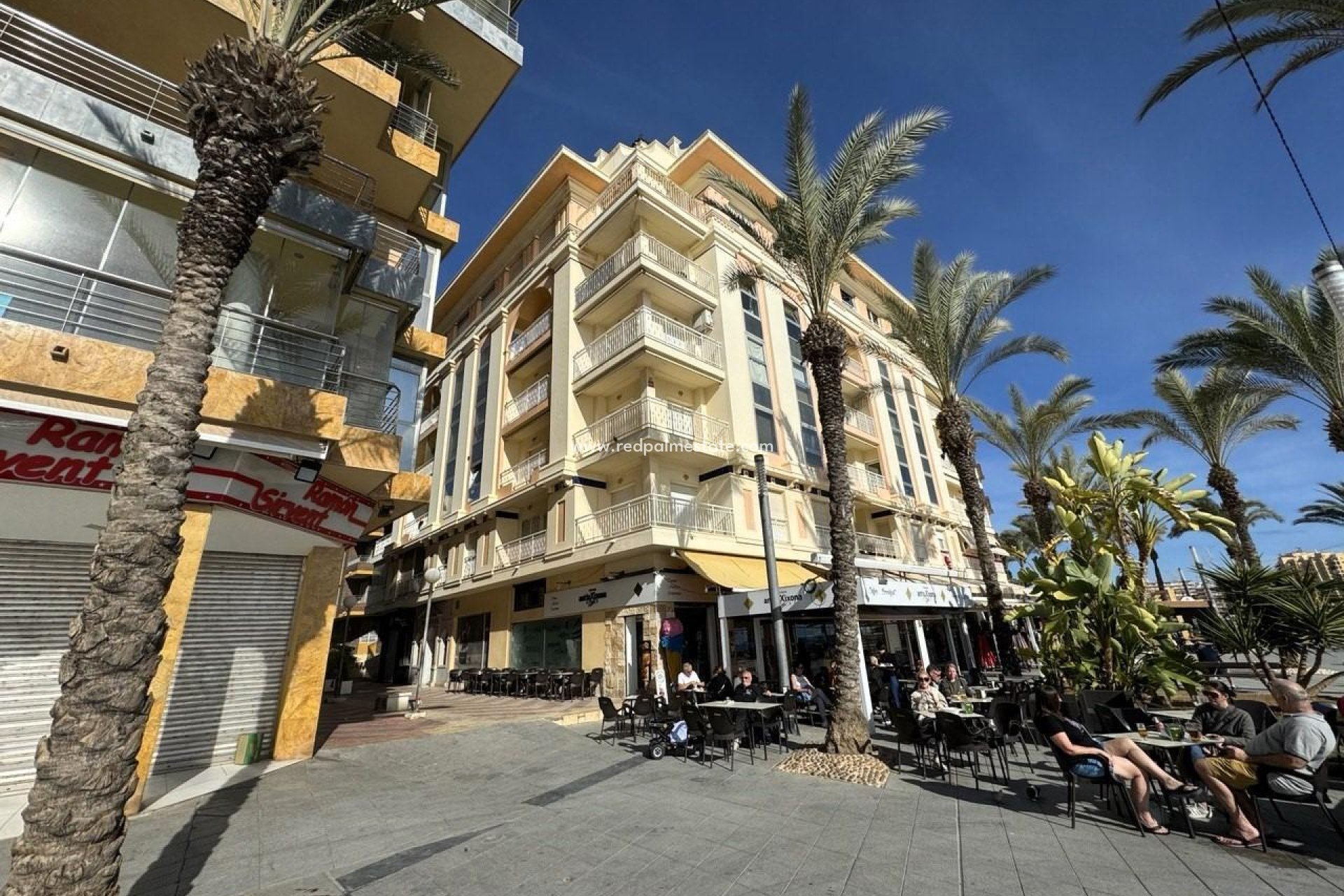 Resale - Apartment -
Torrevieja