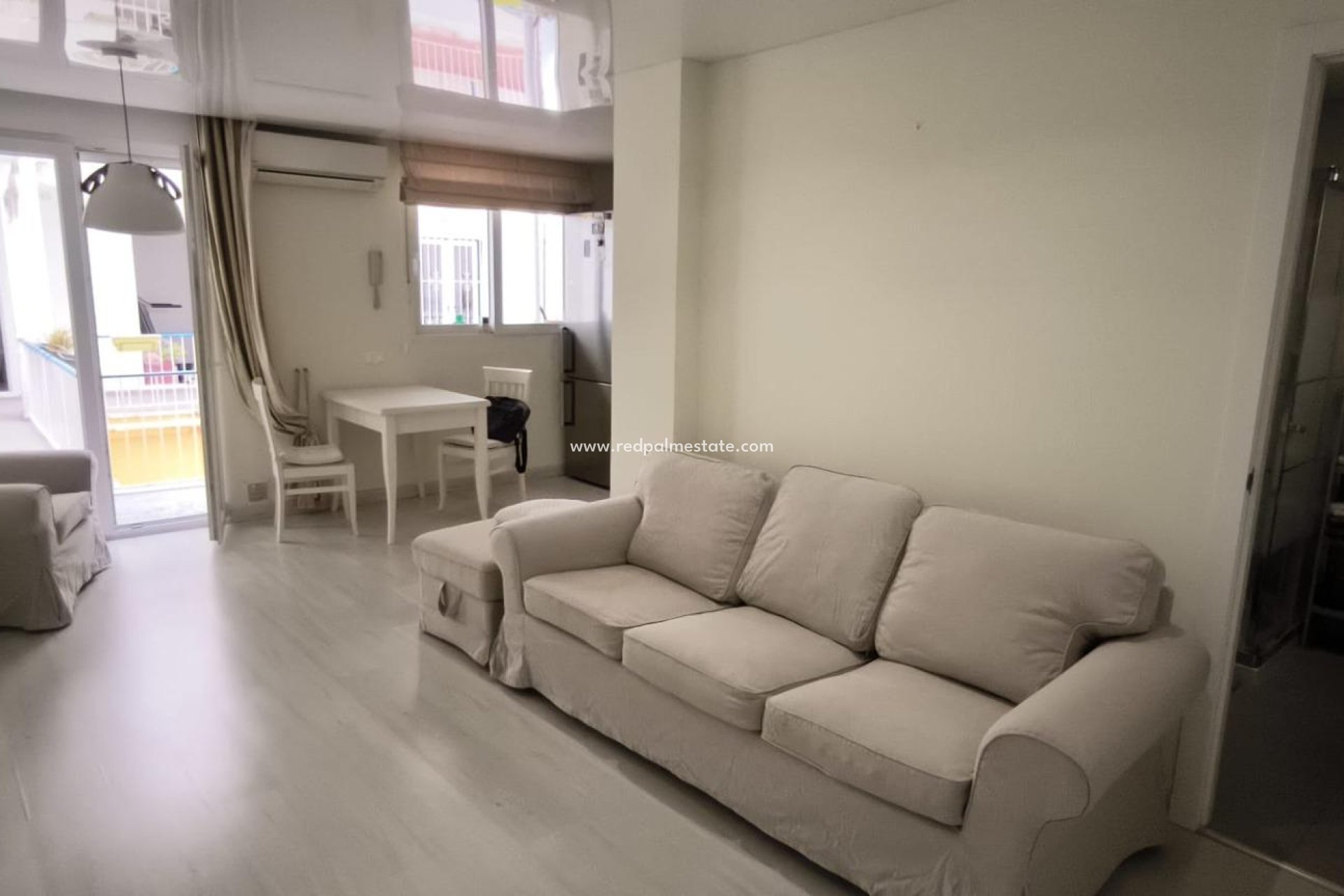 Resale - Apartment -
Torrevieja