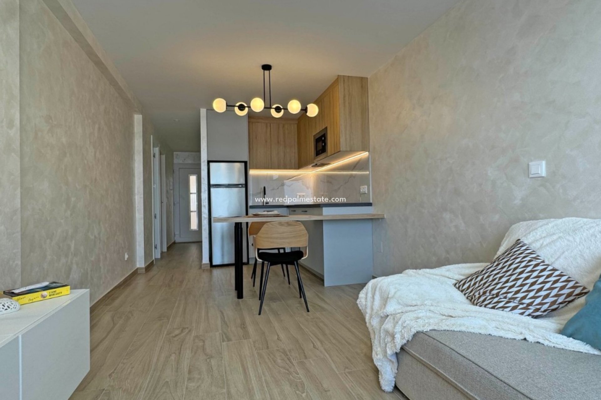 Resale - Apartment -
Torrevieja