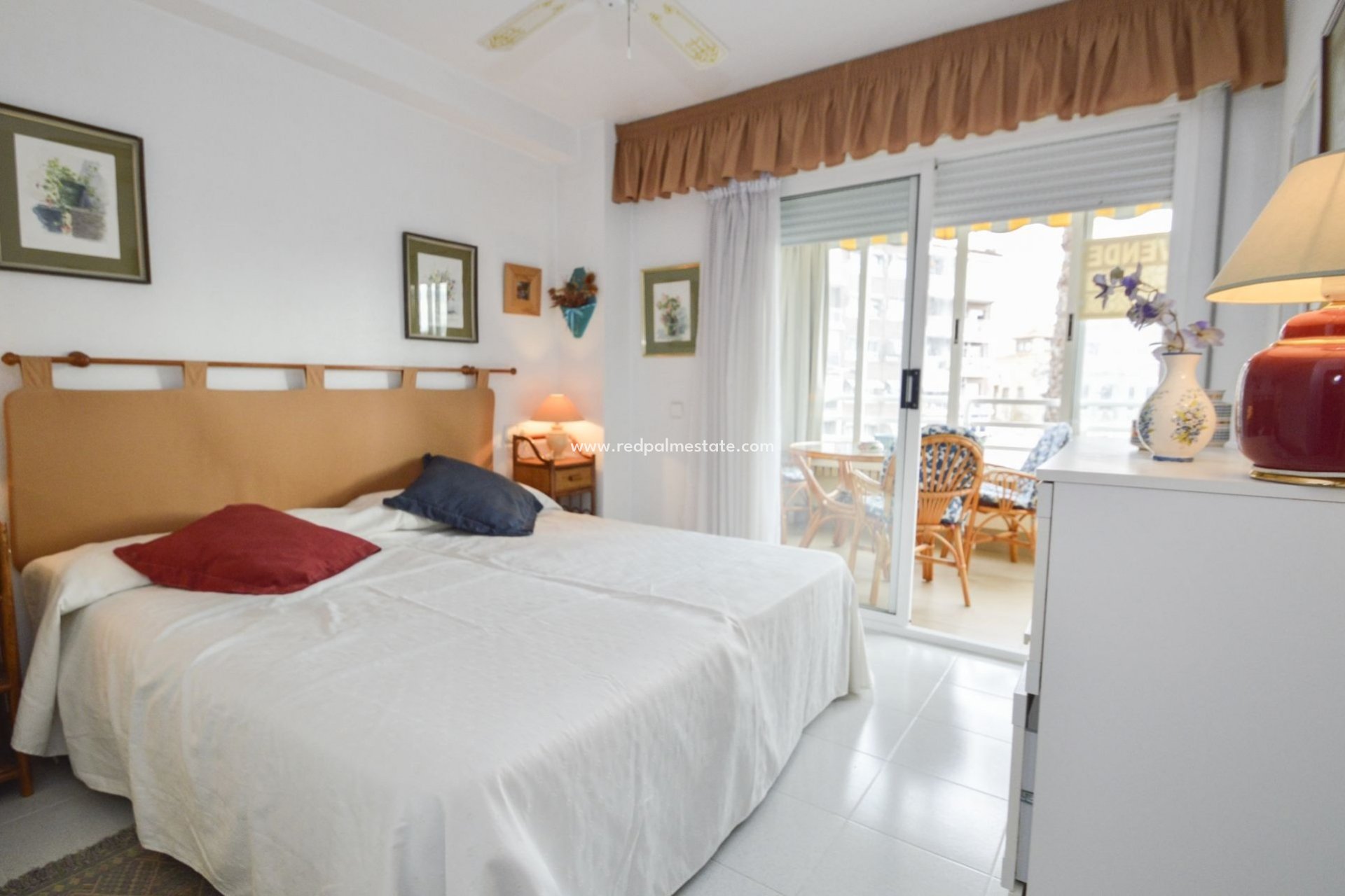 Resale - Apartment -
Torrevieja