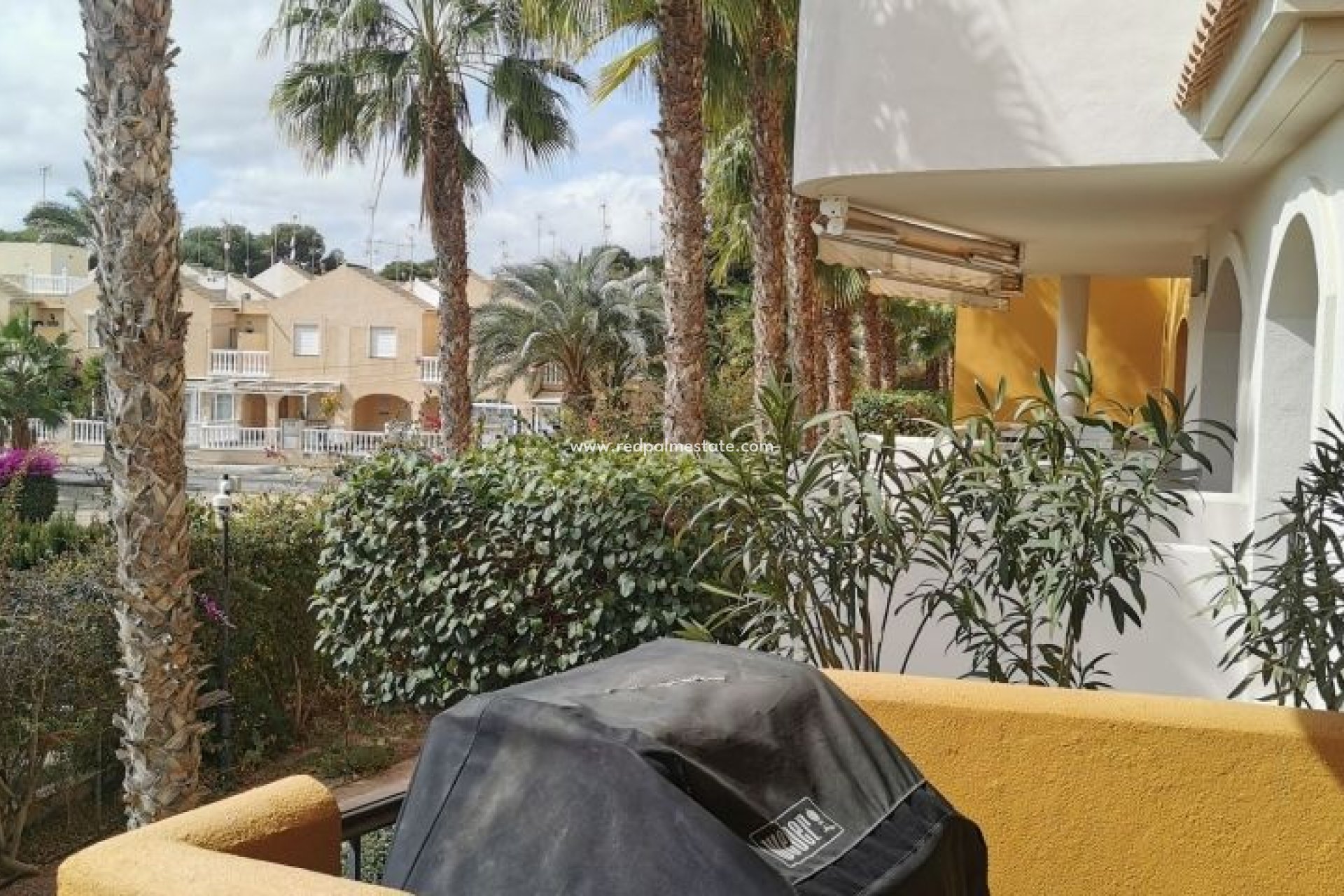 Resale - Apartment -
Torrevieja