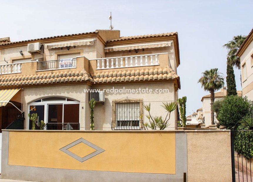 Resale - Apartment -
Torrevieja