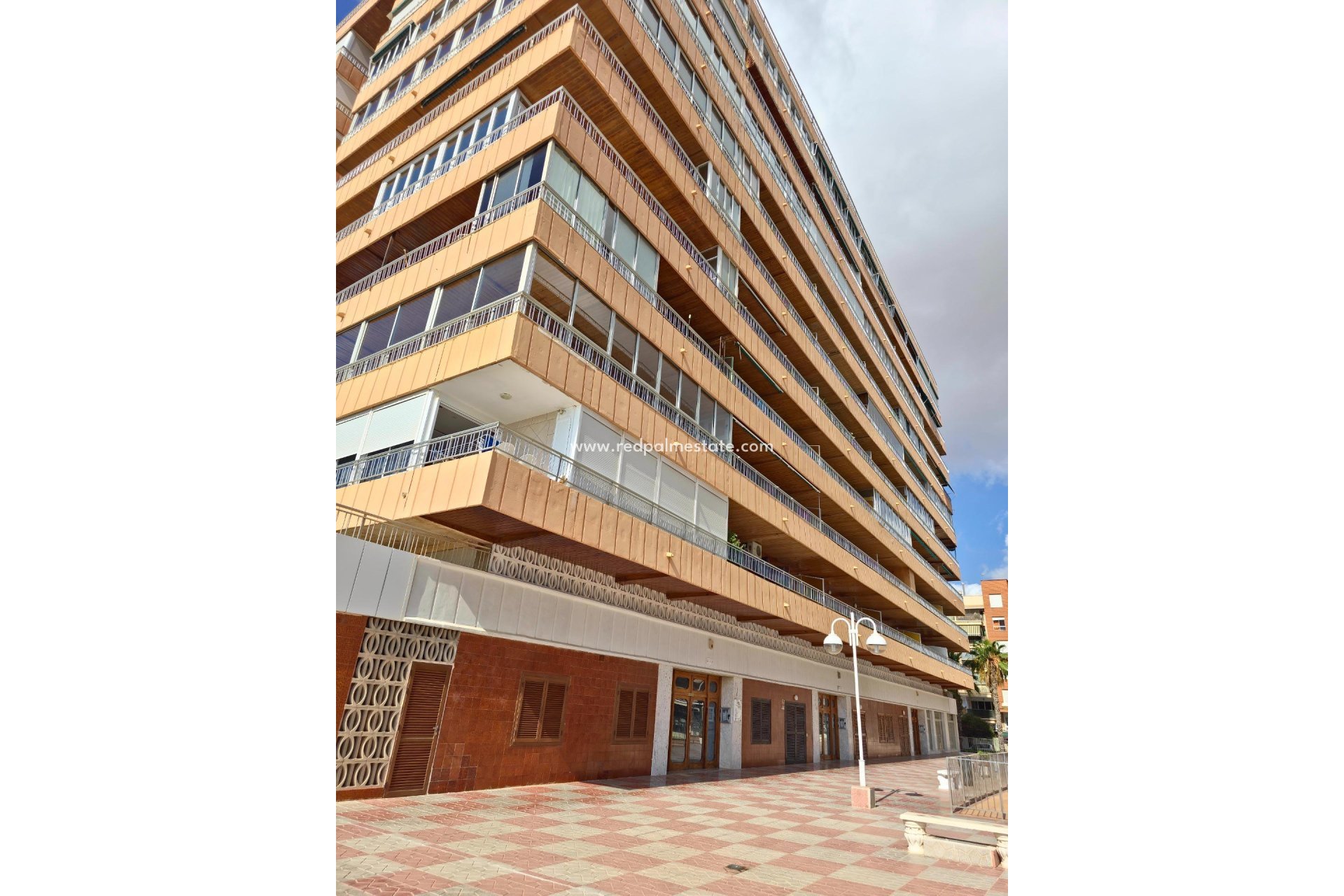 Resale - Apartment -
Torrevieja