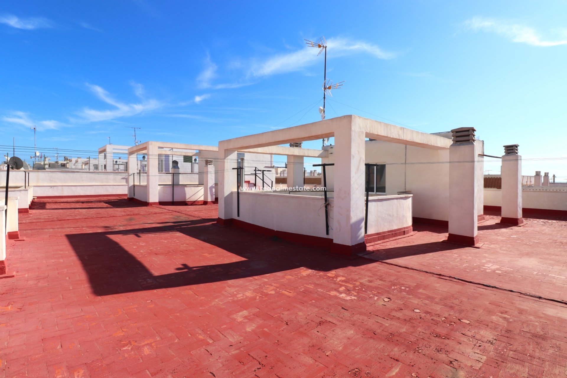 Resale - Apartment -
Torrevieja