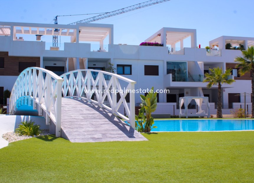 Resale - Apartment -
Torrevieja