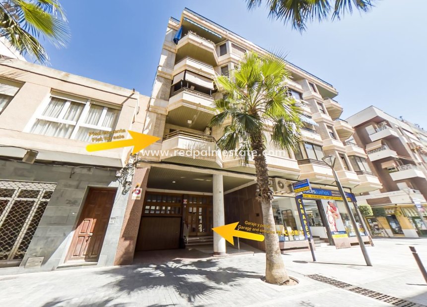 Resale - Apartment -
Torrevieja