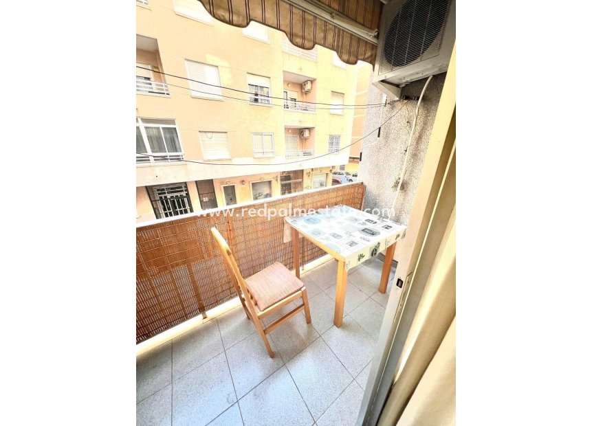 Resale - Apartment -
Torrevieja