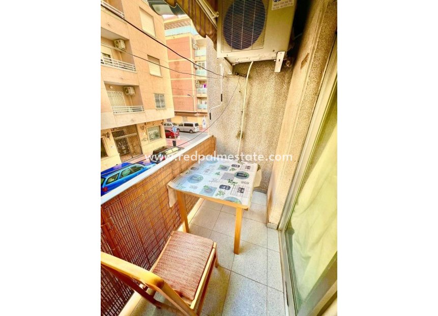 Resale - Apartment -
Torrevieja