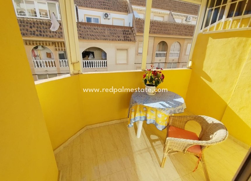 Resale - Apartment -
Torrevieja