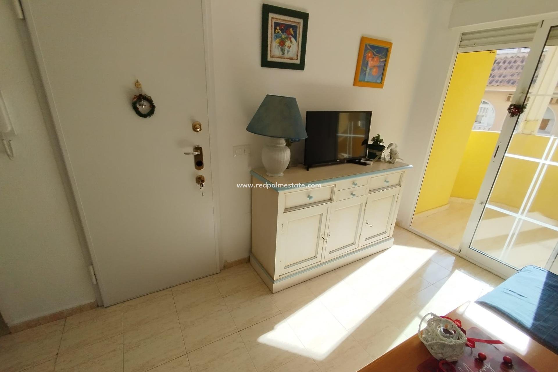 Resale - Apartment -
Torrevieja