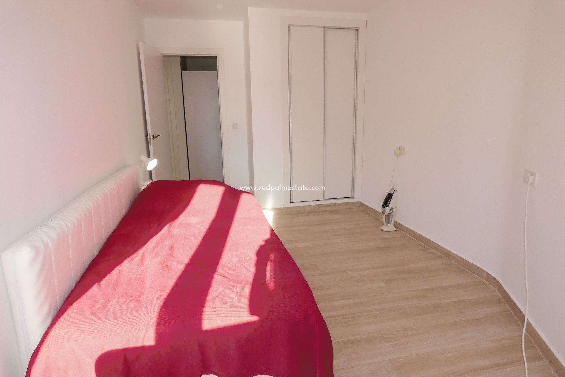 Resale - Apartment -
Torrevieja