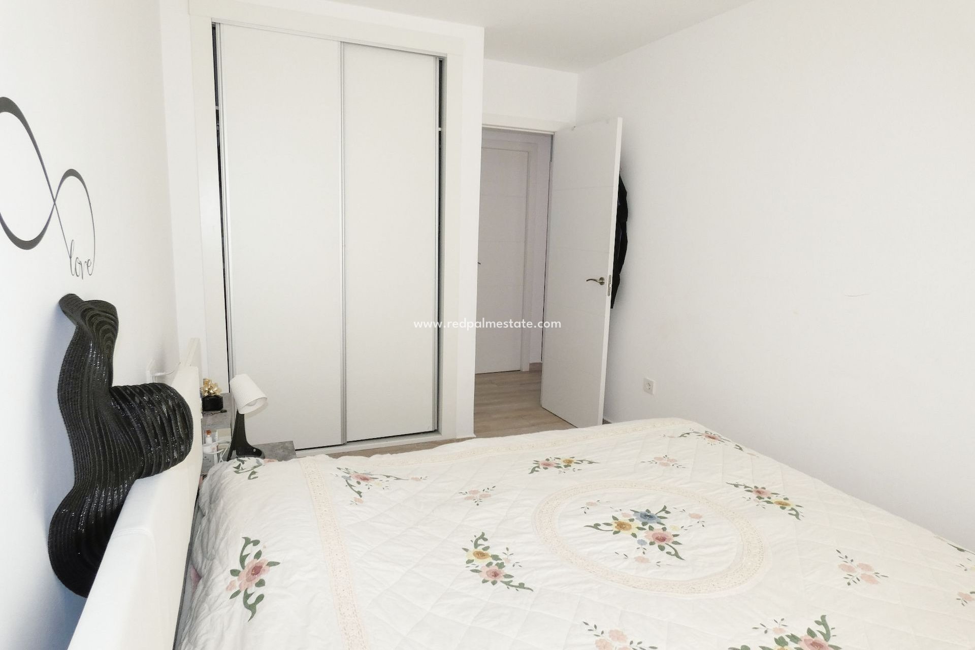 Resale - Apartment -
Torrevieja