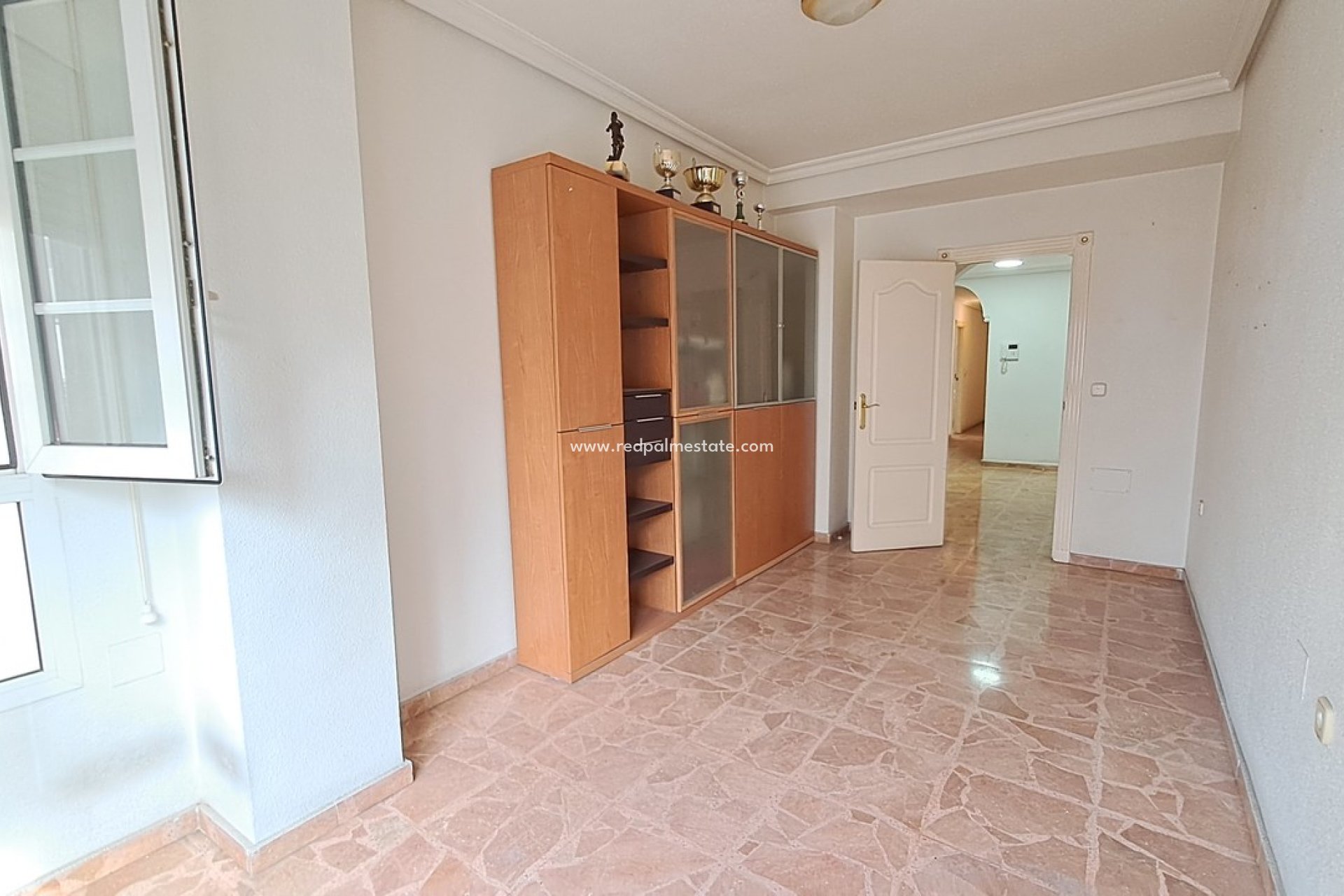 Resale - Apartment -
Torrevieja