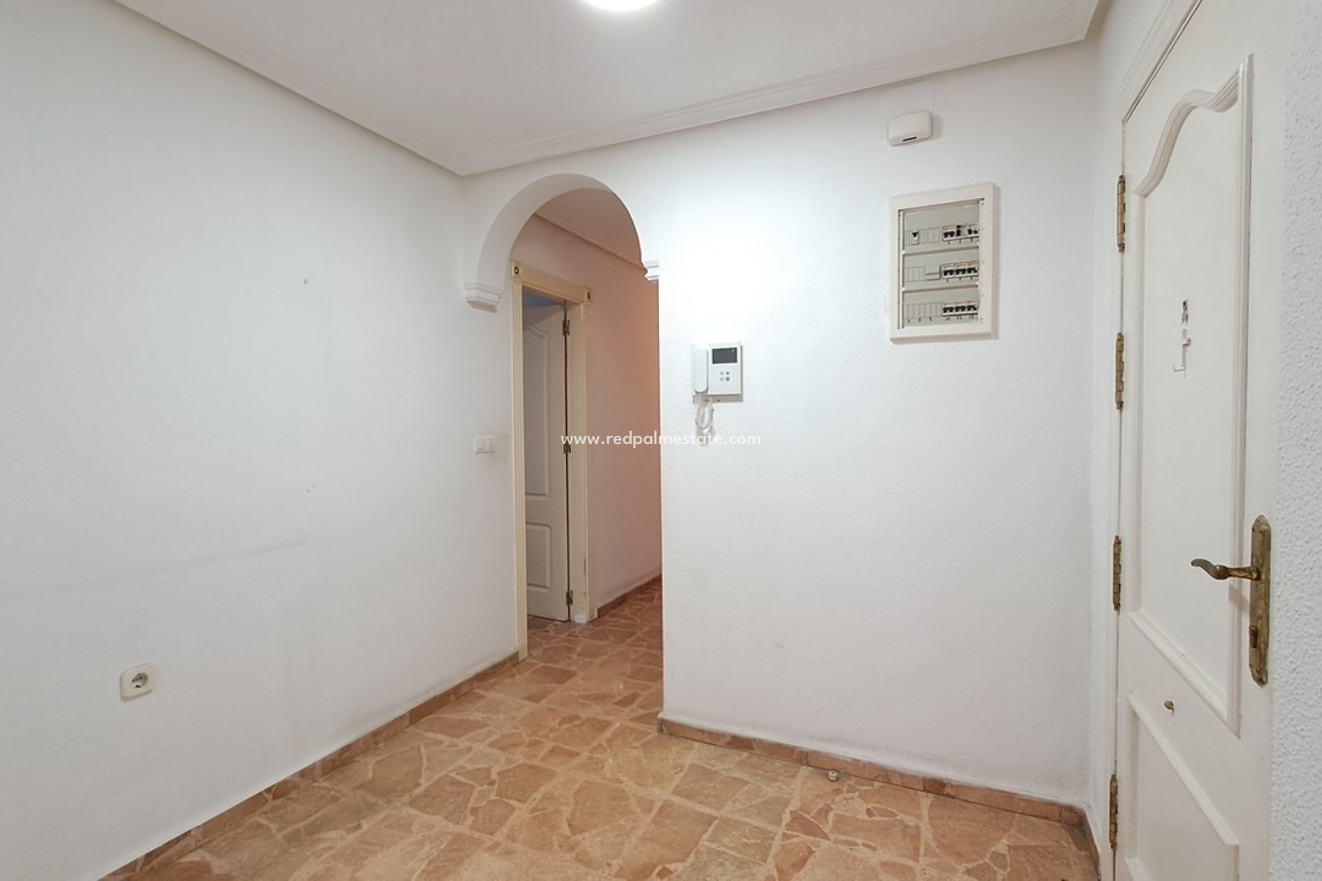 Resale - Apartment -
Torrevieja