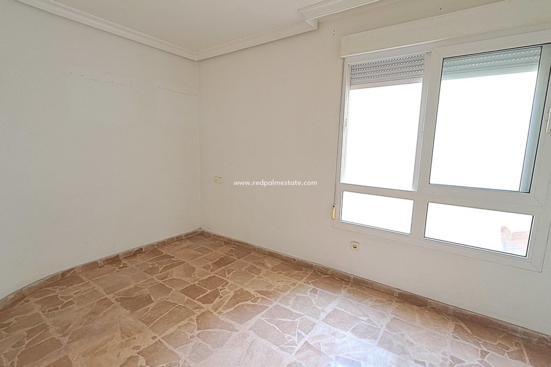 Resale - Apartment -
Torrevieja